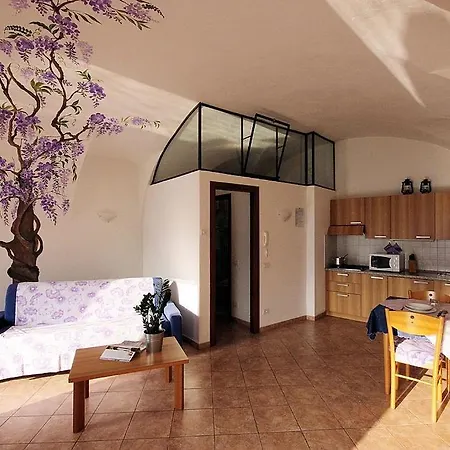 Sleeps 3 Pool Wifi Mezzegra