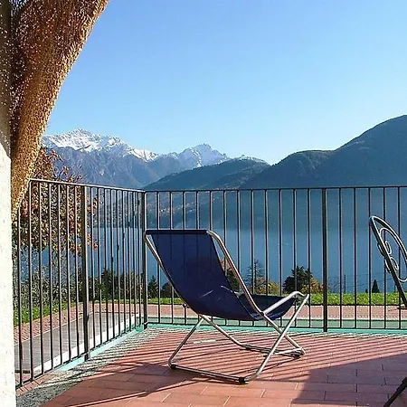 Lägenhet Sleeps 3 Pool Wifi