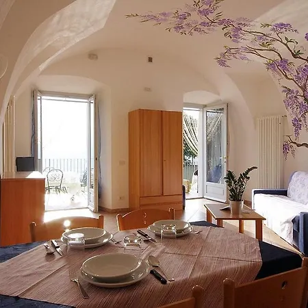 Sleeps 3 Pool Wifi Lägenhet *